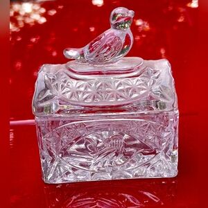 Hofbauer Byrdes Birds Cut Candy Dish Box Chest Shape 4" x 3"